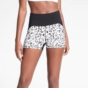 Athleta Animal Print Bike Shorts Small